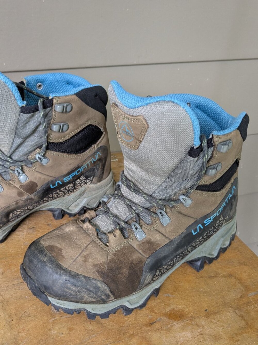 La Sportive Nucleo High II GTX Wide Hiking Boot - Women's US 7.5